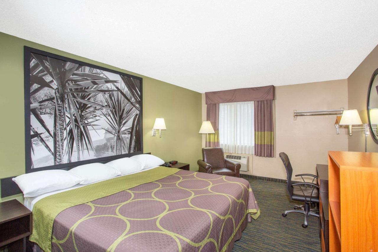 Super 8 By Wyndham Panama City Exteriér fotografie